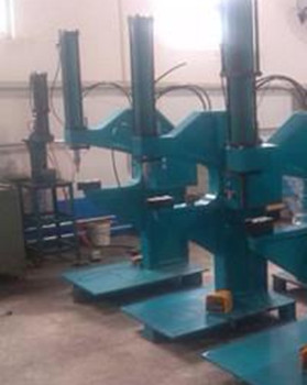 寧波買一臺(tái)鉚接機(jī)需要多少錢？