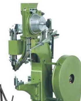 哪些因素會影響到鉚接機價格和質量？