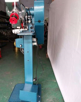 徑向鉚接機(jī)讓繞線木軸組裝更快捷和簡(jiǎn)便！