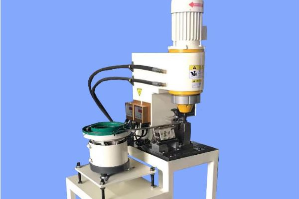 自動送料鉚接設(shè)備到底有哪些優(yōu)勢？ 圖2