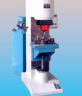 國(guó)內(nèi)哪個(gè)廠(chǎng)家生產(chǎn)的鉚接機(jī)質(zhì)量好？