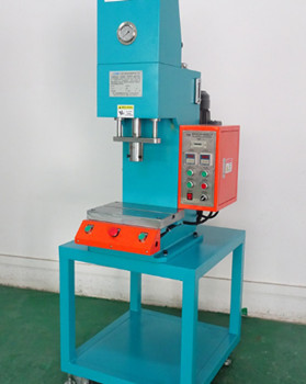 鉚接機(jī)大概多少錢一臺(tái)？