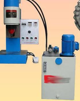 沒有鉚釘連接的無鉚釘鉚接機如何調(diào)試？