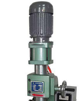 廠(chǎng)家一般生產(chǎn)哪幾種規(guī)格型號(hào)的鉚接機(jī)？哪種好？