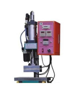 氣壓鉚接機(jī)怎么調(diào)壓力？丹峰機(jī)械科普！