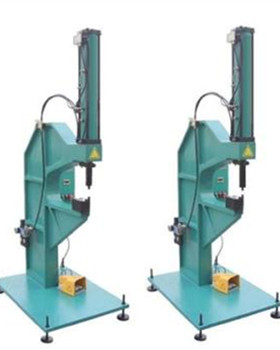 怎么選擇氣壓鉚接機(jī)生產(chǎn)廠家？