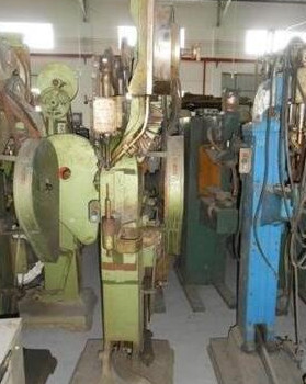 鉚接機安全操作和日常維護(hù)方法